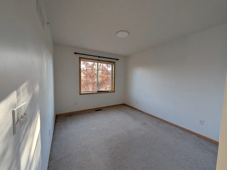6454 Lakota Trl — Photo 3