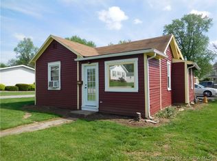 303 Arthur St, Salem, IN 47167