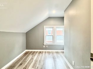 323 Main St #3, Cambridge, ON N1R 1Y4