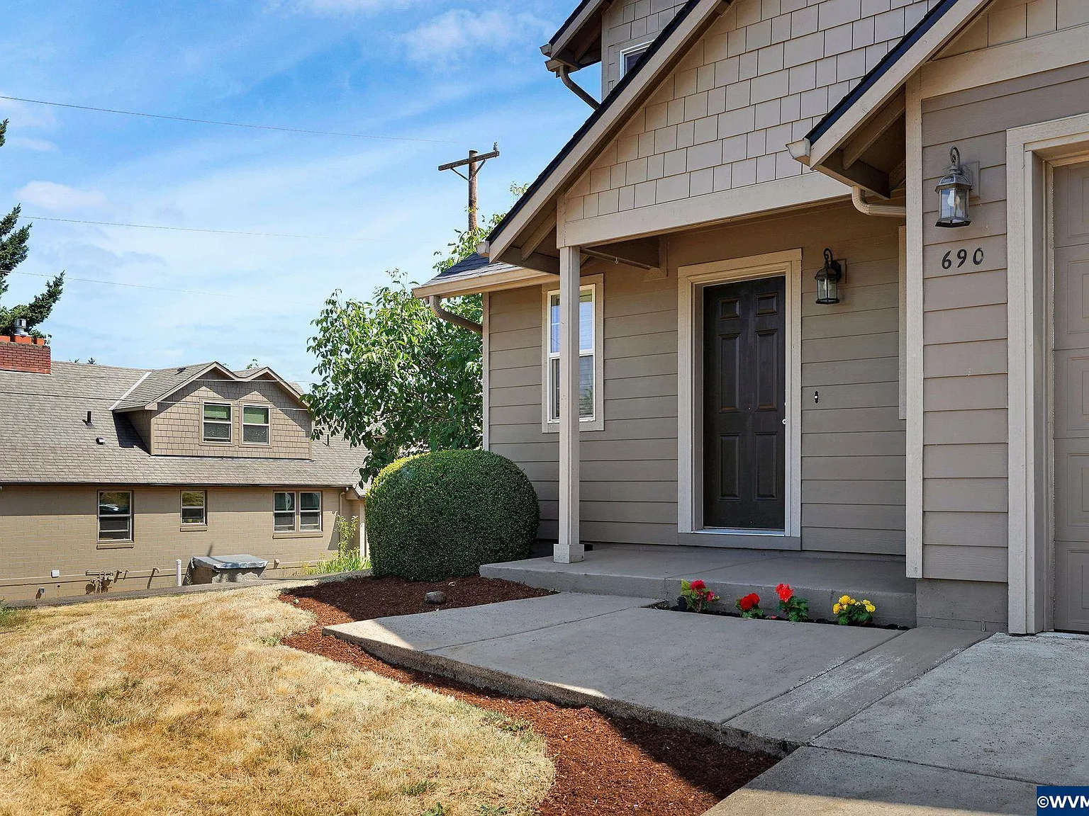 3 bed, 2.5 bath, 1518 sqft, $2,495 — Photo 2