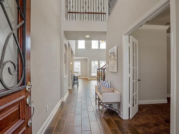 Immediately upon entering you are greeted with HIGH ceilings and a beautiful open concept that is welcoming and elegant at the same time.