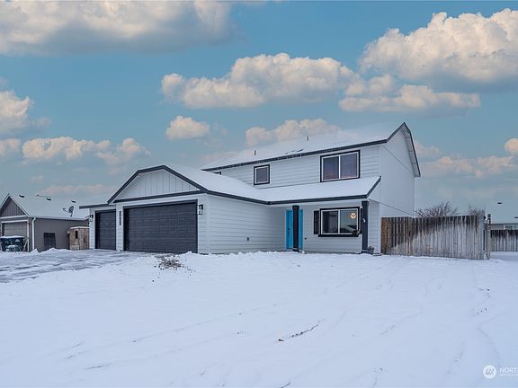 2nd image of 1352 E Crossroad Drive