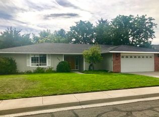 860 Meadow Springs Dr, Reno, NV 89509