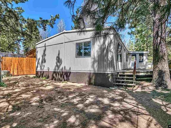 3rd image of 215 Ponderosa Dr