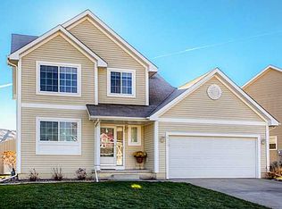 605 SE Woodbine Dr, Grimes, IA 50111