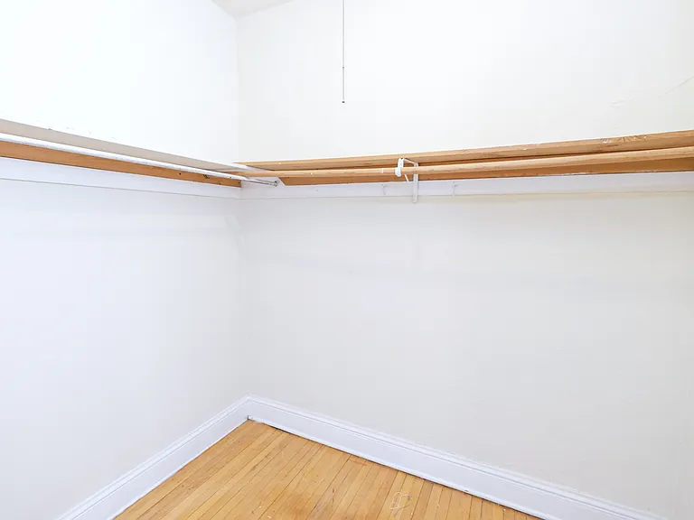 James Apartments | 2886 — Photo 16