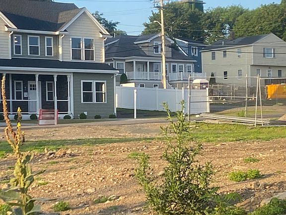 5th image of 6 Goddard Dr