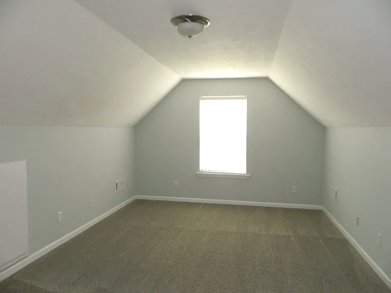 532 Sweet Meadow Dr — Photo 33