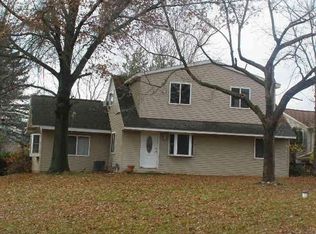 184 Chilson Rd, Howell, MI 48843