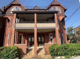 1689 Main St, Dubuque, IA 52001