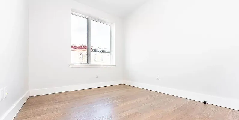 Rented by Reavis | media 30