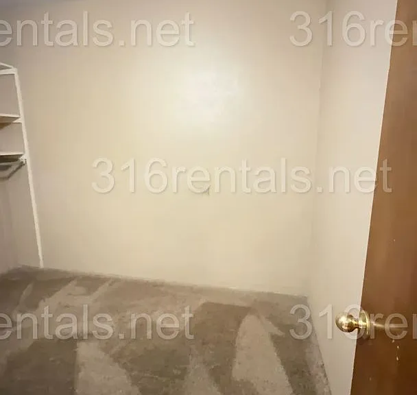 Forest Park Apartments — Photo 20