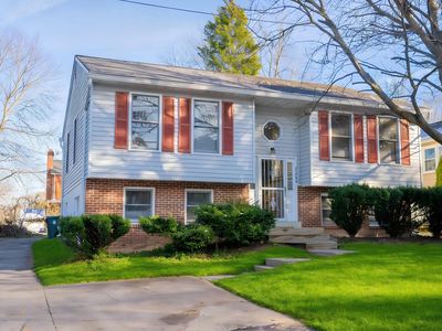 8729 36th Ave, College Park, MD, 20740