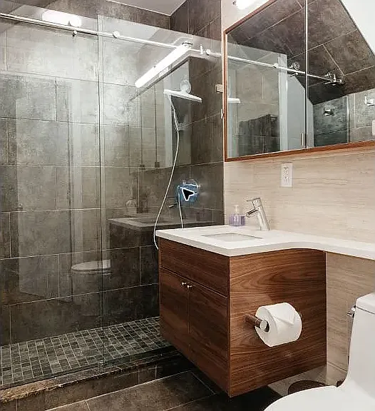 206 E 20th St #TOWNHOUSE — Photo 35