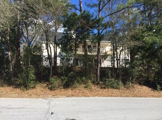 202 Craig Dr, Emerald Isle, NC 28594