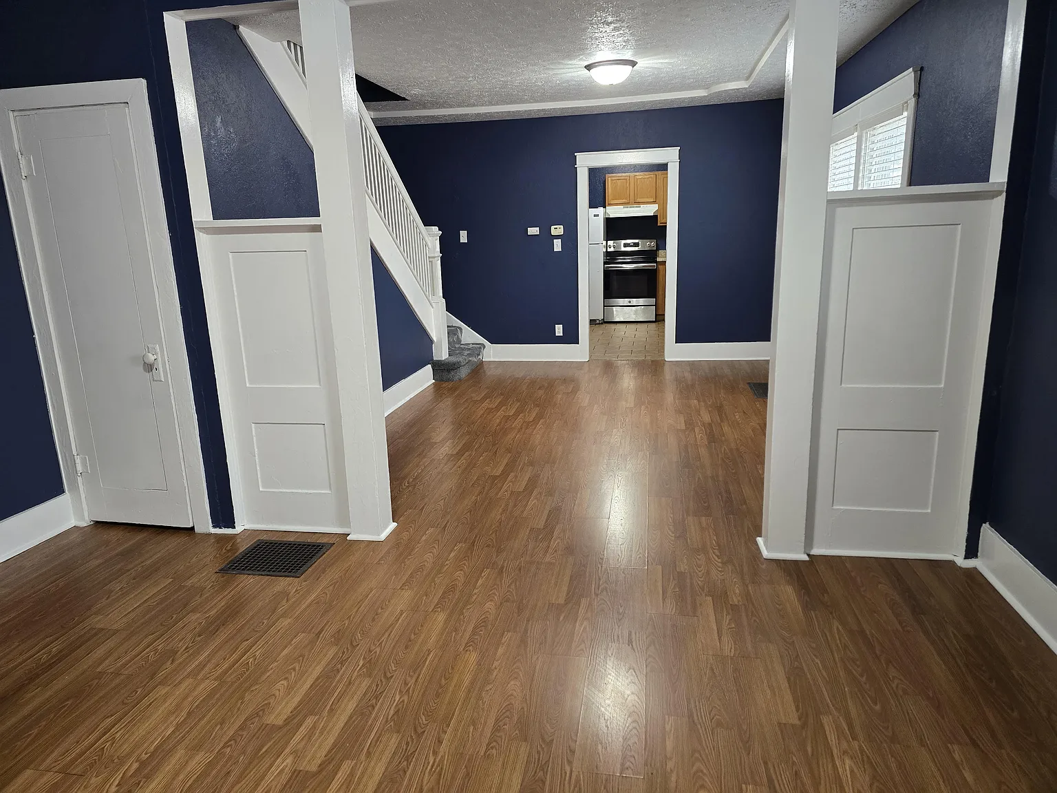 2 bed, 1008 sqft, $1,100 — Photo 2