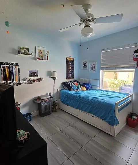 17728 SW 20th St — Photo 24