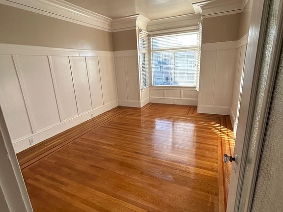 5th image of 256 Parker Ave #1