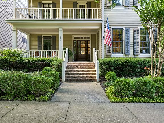 5th image of 712 Abbott Pl