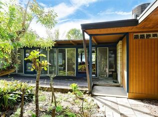 5010 Commonwealth Dr, Sarasota, FL 34242