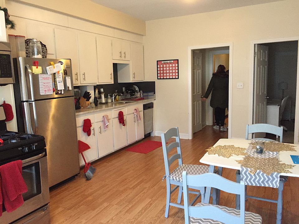 2nd image of 223 Bennington St