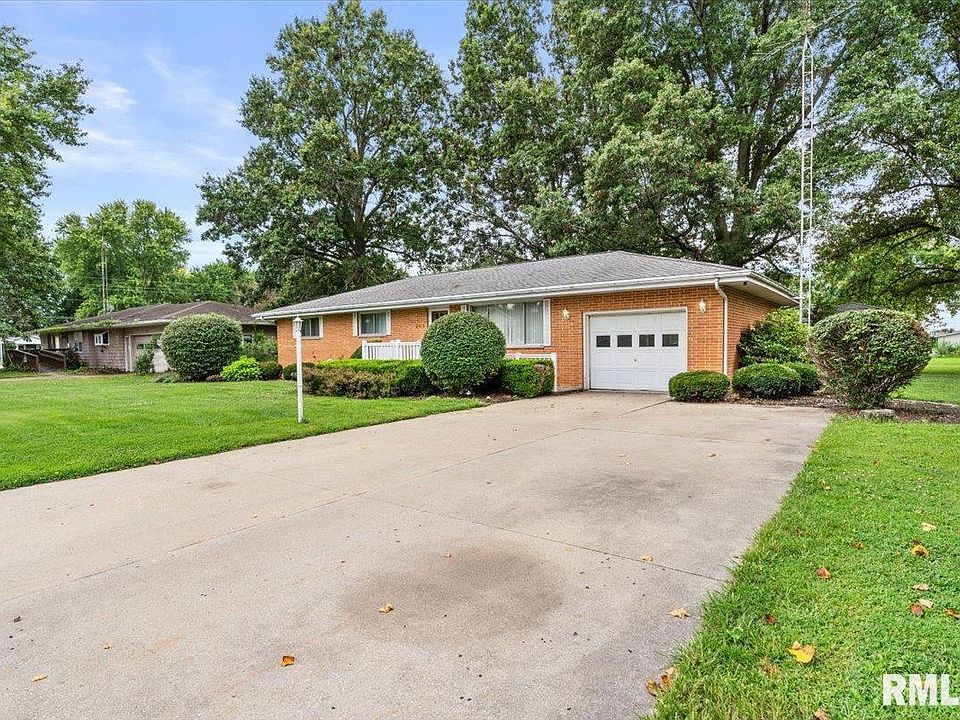 1st image of 209 Sunset Dr