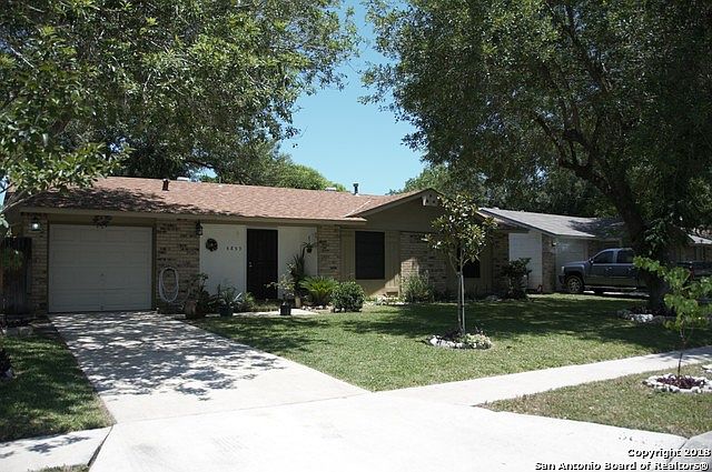 1st image of 5839 Castle Hunt