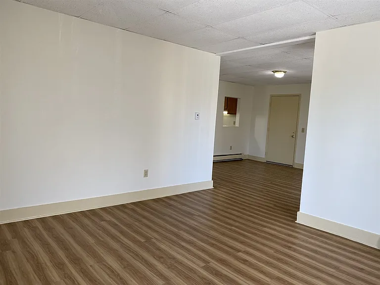 610 Union St #202 — Photo 23