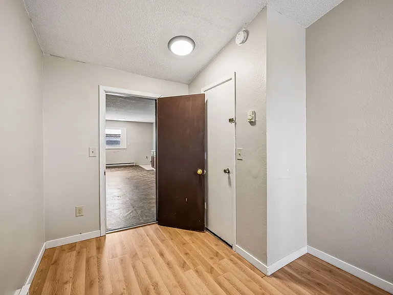 106 E 5th St #3 — Photo 15