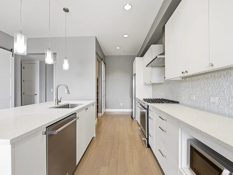 4885 S Monaco St #206 — Photo 10