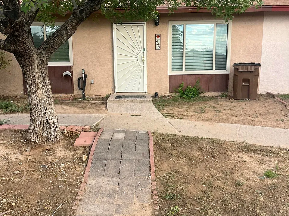 443 Yale Dr
