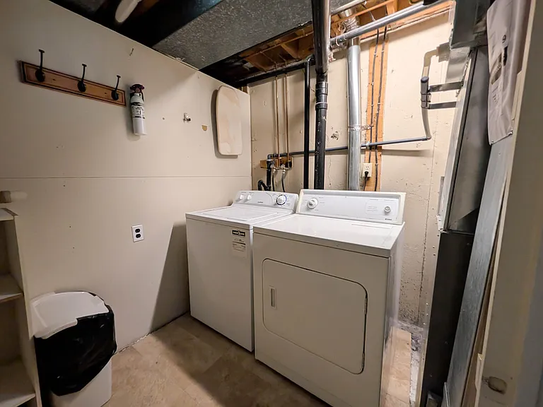 3 Tara Cres — Photo 24