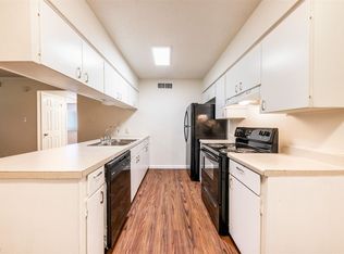 1400 E 51st St APT 11, Austin, TX 78723