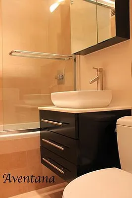 Rented by Aventana | media 30