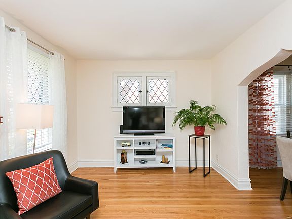 5th image of 7361 Goff Ave