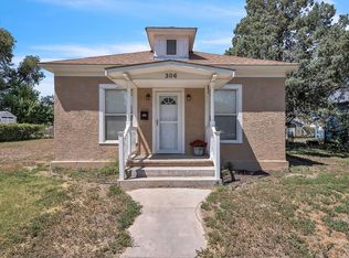 306 6th St, Fowler, CO 81039