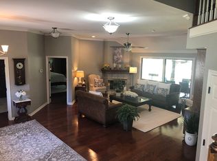 8 1/2 Ellis Rd, League City, TX 77573