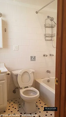 Rented by ZealEstate Group Inc | media 32