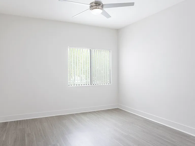 SW Apartments — Photo 19