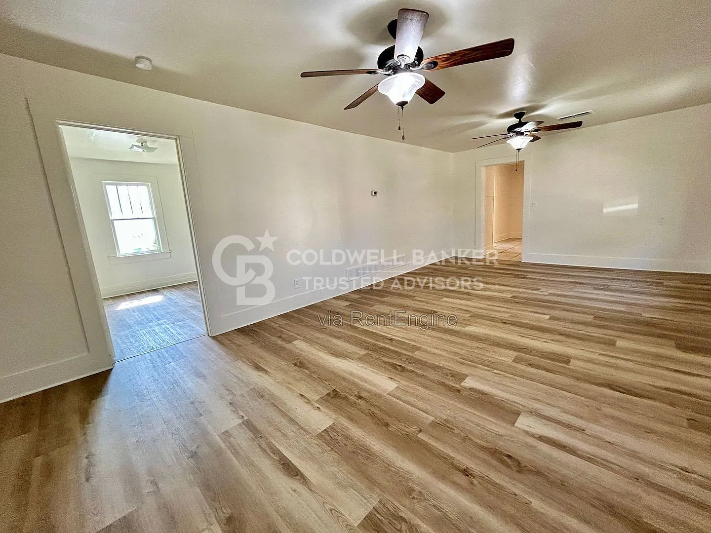 3 bed, 2.0 bath, 1264 sqft, $1,125 — Photo 3
