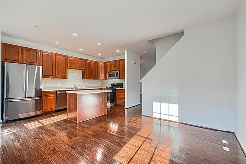 5048 Kemsley Ct Photo 1