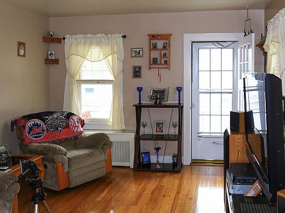 2nd image of 99 Adams Ave