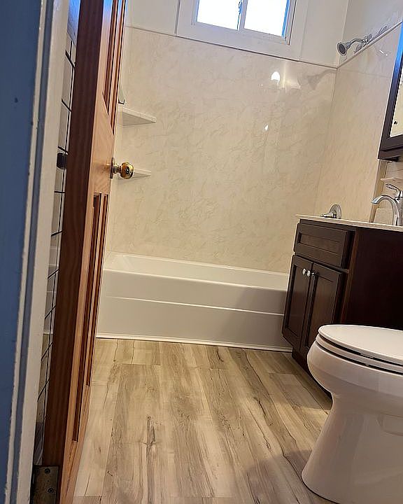 2nd image of 563 Hyde Park Ave