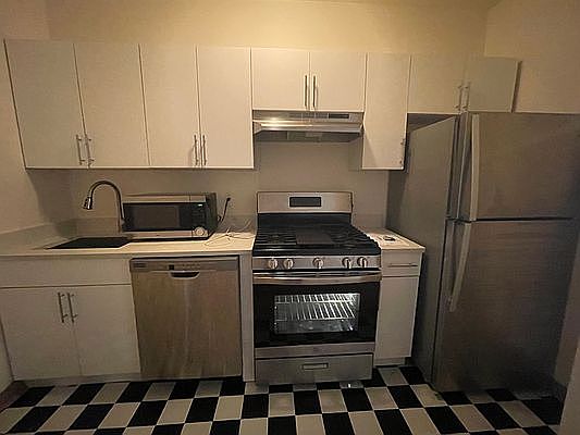 3rd image of 764 9th Ave #4