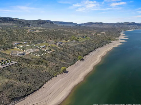 4005 Plum Point E, Grand Coulee, WA 99133