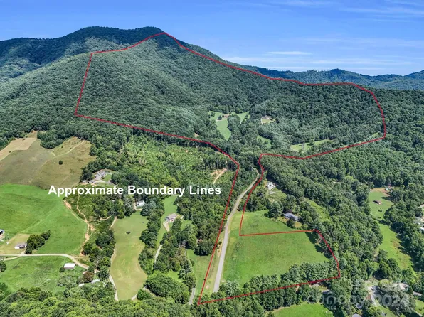 72 Bentwood Dr, Candler, NC 28715