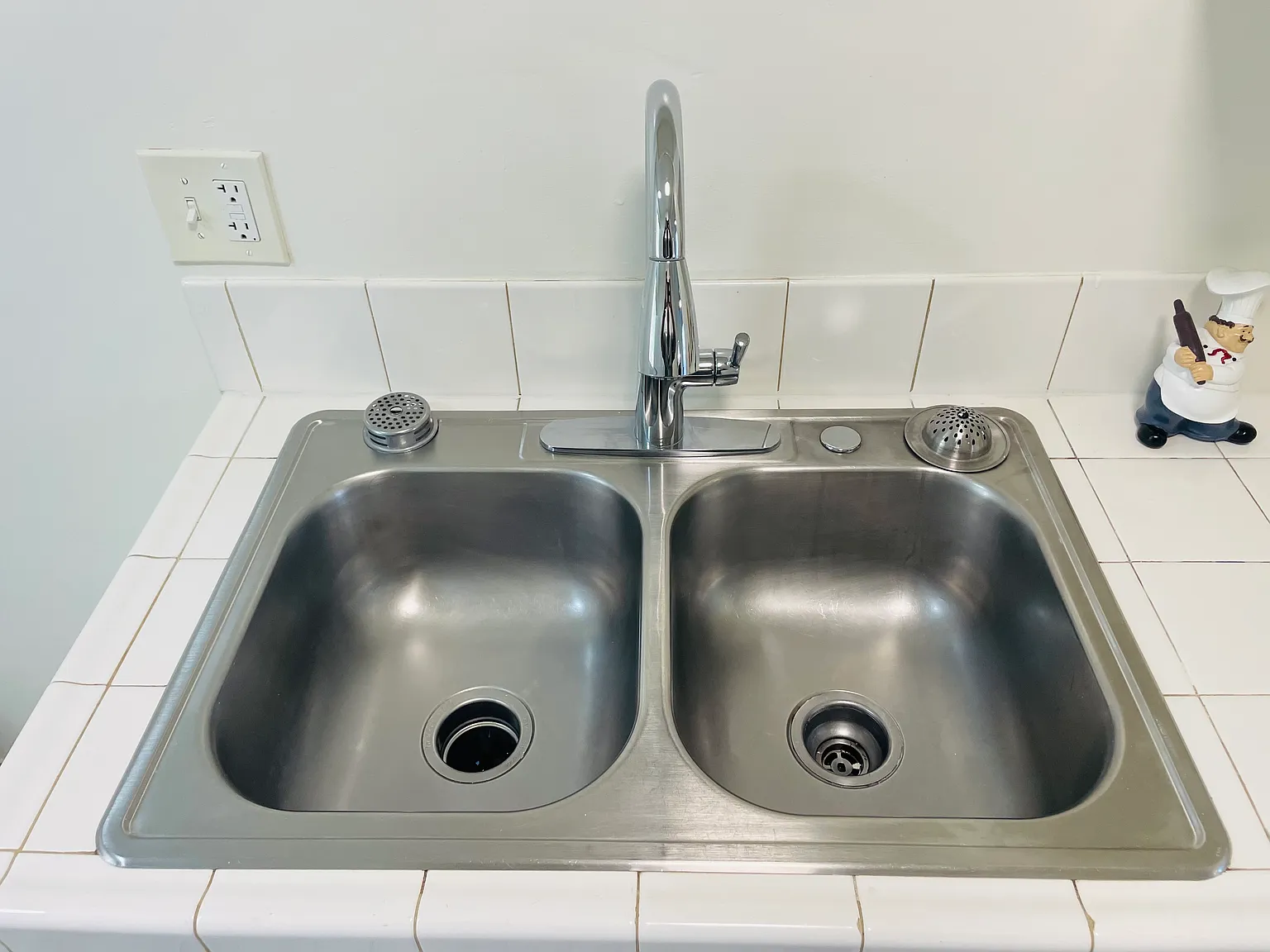 1 bed, 400 sqft, $1,895 — Photo 4