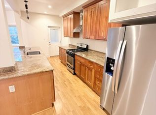 166 Carl St #1342R, San Francisco, CA 94117