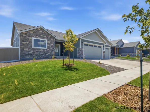 2243 Pack Saddle Rd, Cheyenne, WY 82007