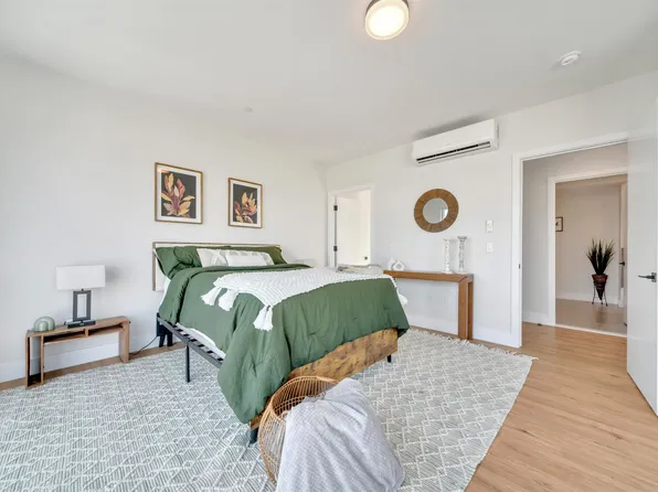 3601 Liberty Avenue image 11 of 21